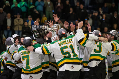 London Knights crowned Memorial Cup champions 26 London Knights celebrate win